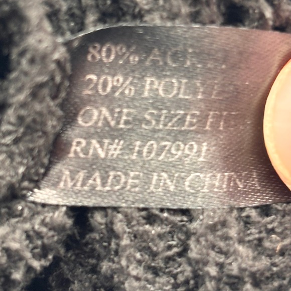 Black Knit Beanie Cap with Silver Sparkle Accents One Size - Picture 7 of 8